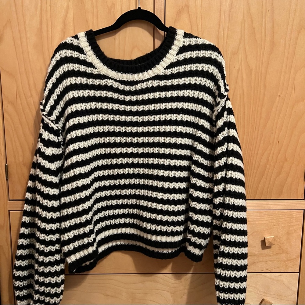 grey bandit thick striped sweater